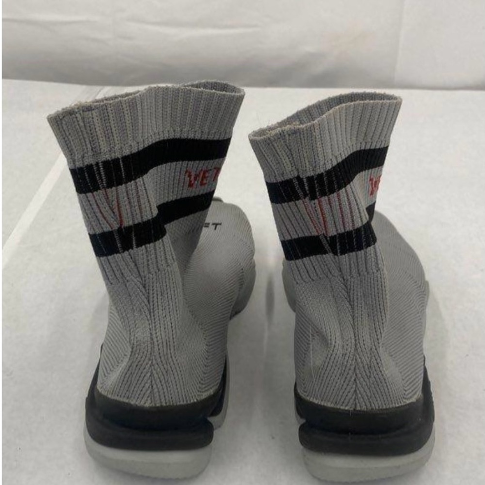 Vetements Gray and Black Athletic Socks - Picture 3 of 6